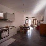 Lägenhet La Casa Di Nonna Clara *