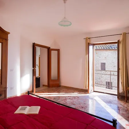 La Casa Di Nonna Clara Lägenhet